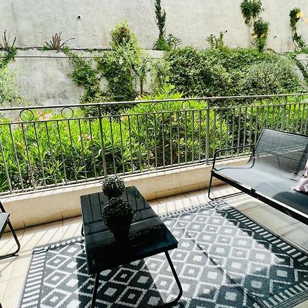 La Villa Ondine - Spacieux Appartement Sur Les Collines Nicoises - Piscine - 2 Parkings - Clim - Wifi Ніцца Екстер'єр фото