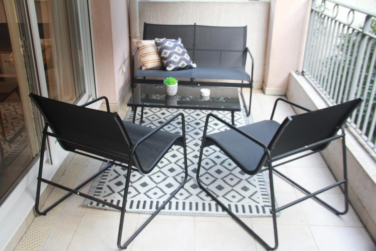 La Villa Ondine - Spacieux Appartement Sur Les Collines Nicoises - Piscine - 2 Parkings - Clim - Wifi Ніцца Екстер'єр фото