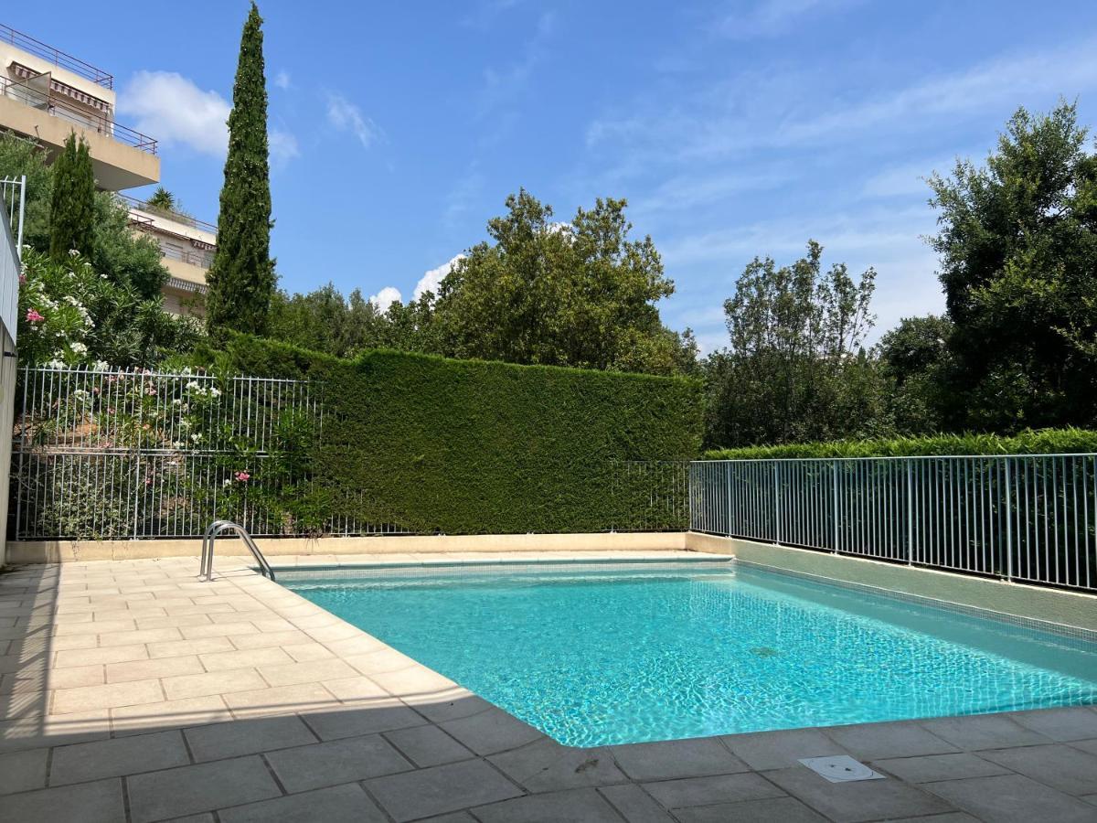 La Villa Ondine - Spacieux Appartement Sur Les Collines Nicoises - Piscine - 2 Parkings - Clim - Wifi Ніцца Екстер'єр фото